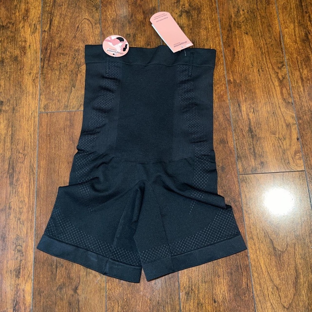 Shapewear shorts
